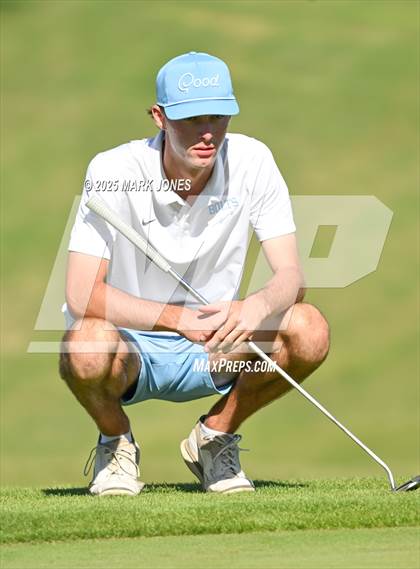 Thumbnail 2 in AIA DII Championships photogallery.