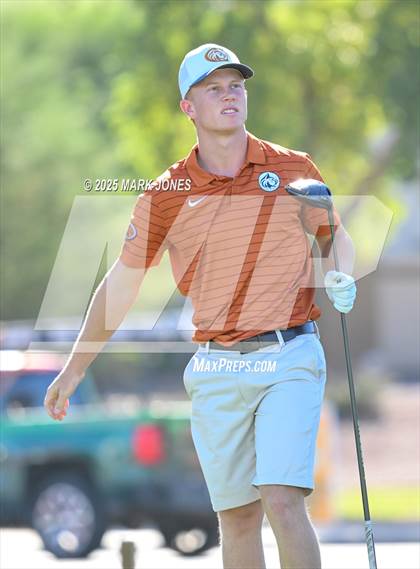 Thumbnail 2 in AIA DII Championships photogallery.