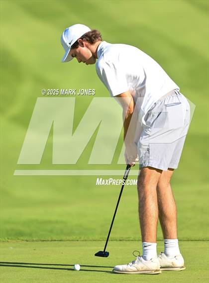 Thumbnail 1 in AIA DII Championships photogallery.