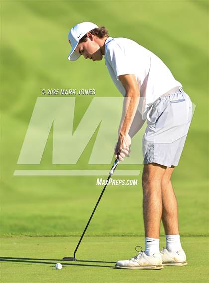 Thumbnail 2 in AIA DII Championships photogallery.