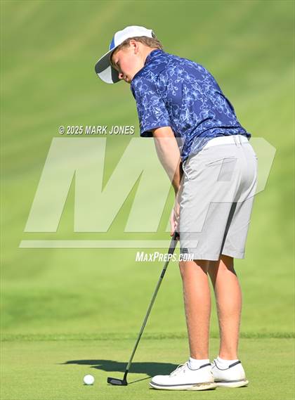 Thumbnail 1 in AIA DII Championships photogallery.