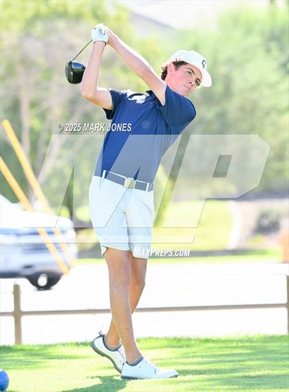 Thumbnail 3 in AIA DII Championships photogallery.