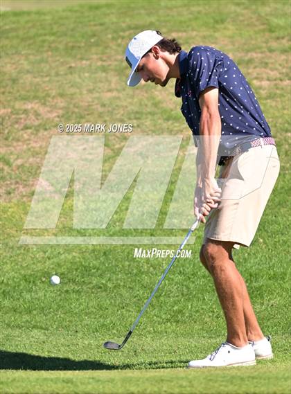 Thumbnail 2 in AIA DII Championships photogallery.