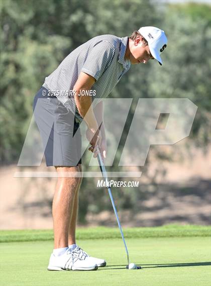 Thumbnail 3 in AIA DII Championships photogallery.