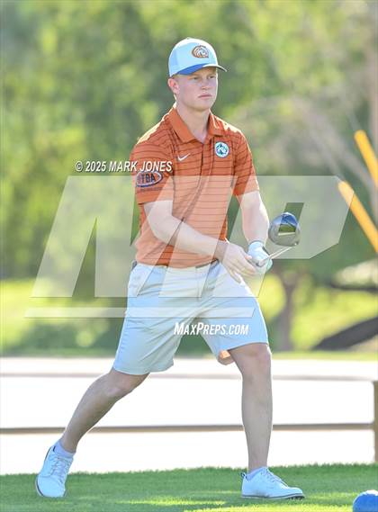 Thumbnail 3 in AIA DII Championships photogallery.