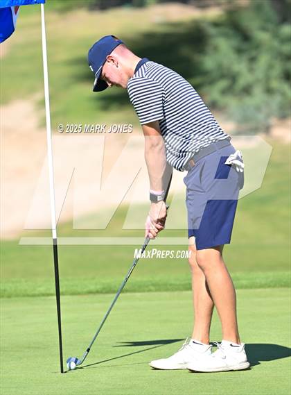 Thumbnail 1 in AIA DII Championships photogallery.