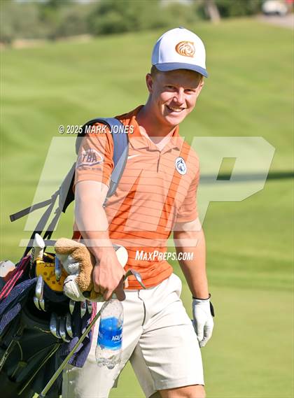 Thumbnail 1 in AIA DII Championships photogallery.