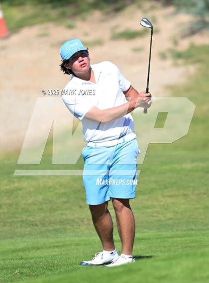 Thumbnail 3 in AIA DII Championships photogallery.