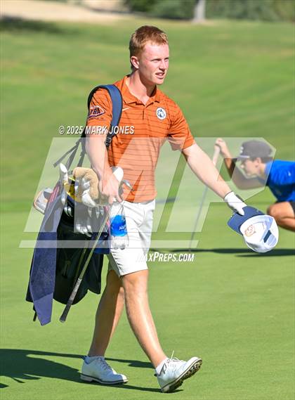 Thumbnail 3 in AIA DII Championships photogallery.