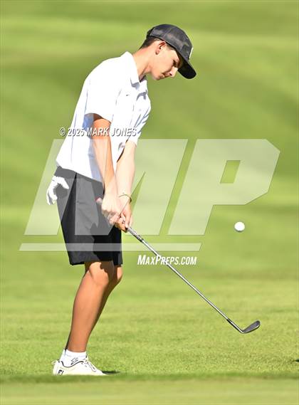 Thumbnail 3 in AIA DII Championships photogallery.