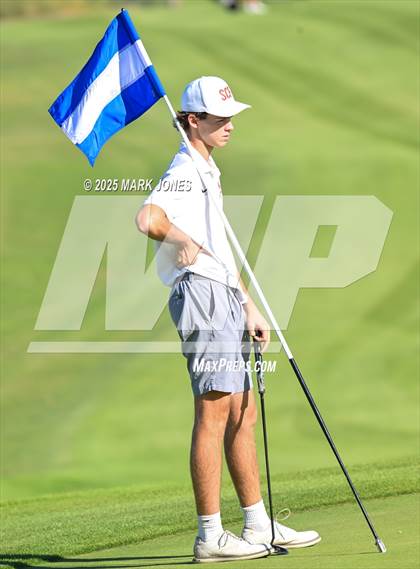 Thumbnail 3 in AIA DII Championships photogallery.