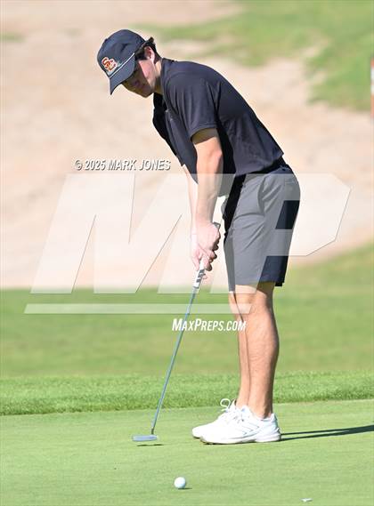 Thumbnail 2 in AIA DII Championships photogallery.