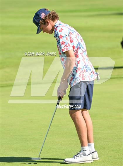 Thumbnail 2 in AIA DII Championships photogallery.