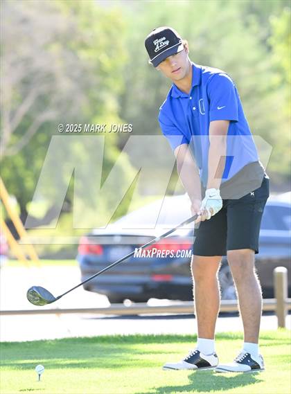 Thumbnail 2 in AIA DII Championships photogallery.