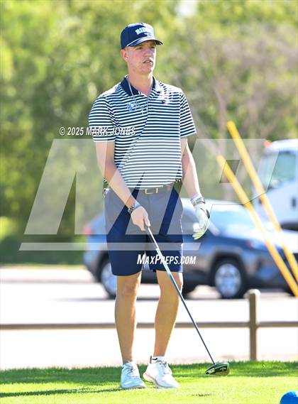 Thumbnail 2 in AIA DII Championships photogallery.