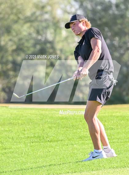 Thumbnail 3 in AIA DII Championships photogallery.