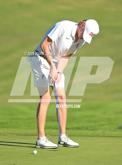 Thumbnail 2 in AIA DII Championships photogallery.