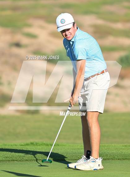 Thumbnail 2 in AIA DII Championships photogallery.