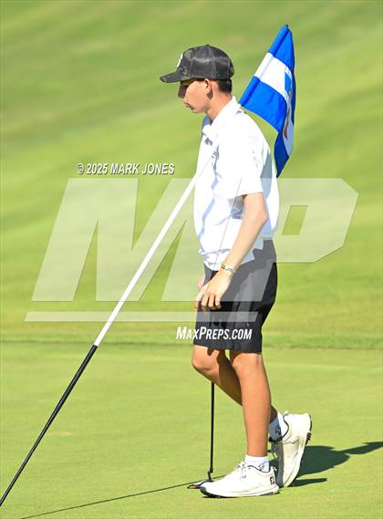 Thumbnail 1 in AIA DII Championships photogallery.