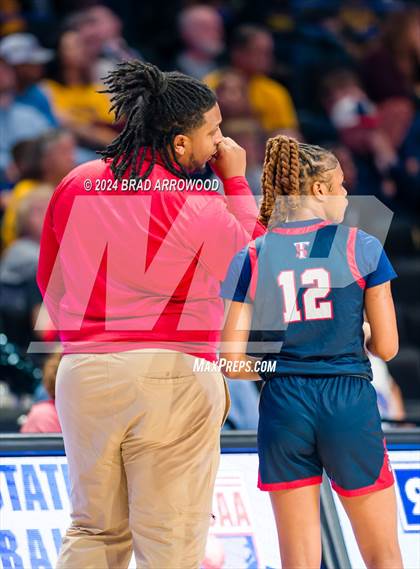 Thumbnail 3 in Terry Sanford vs West Rowan (NCHSAA 3A Final) photogallery.