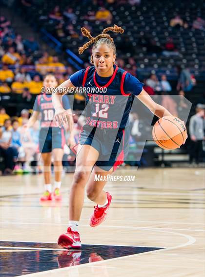 Thumbnail 2 in Terry Sanford vs West Rowan (NCHSAA 3A Final) photogallery.
