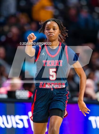 Thumbnail 3 in Terry Sanford vs West Rowan (NCHSAA 3A Final) photogallery.