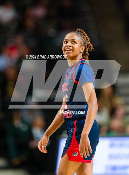 Thumbnail 2 in Terry Sanford vs West Rowan (NCHSAA 3A Final) photogallery.
