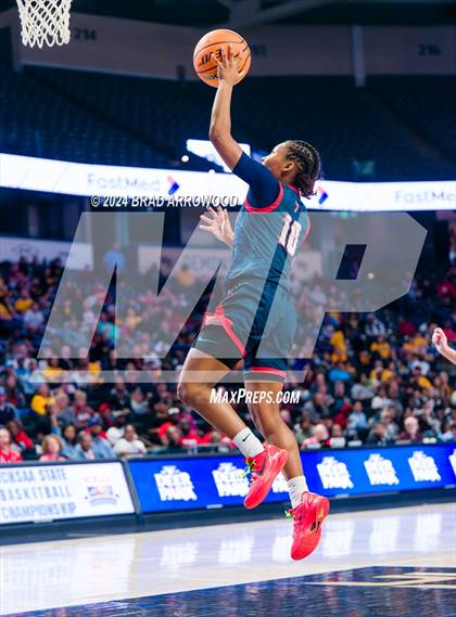 Thumbnail 2 in Terry Sanford vs West Rowan (NCHSAA 3A Final) photogallery.