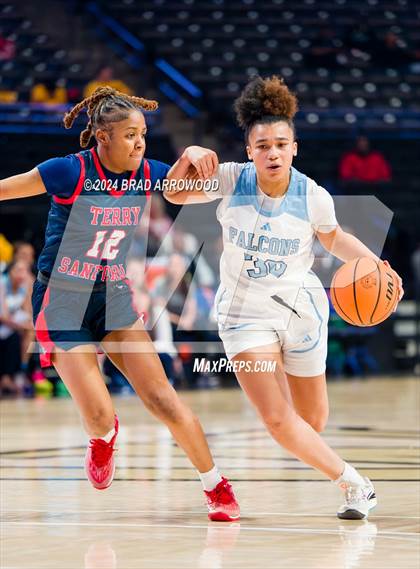 Thumbnail 3 in Terry Sanford vs West Rowan (NCHSAA 3A Final) photogallery.