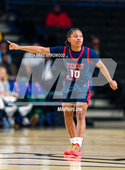 Thumbnail 2 in Terry Sanford vs West Rowan (NCHSAA 3A Final) photogallery.