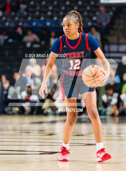 Thumbnail 1 in Terry Sanford vs West Rowan (NCHSAA 3A Final) photogallery.