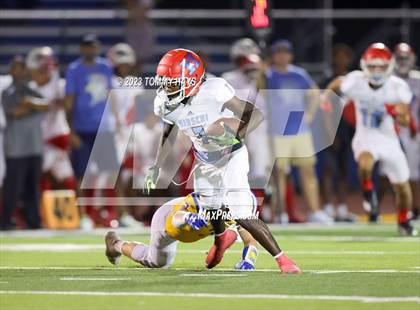 Thumbnail 3 in Hirschi @ Brock photogallery.
