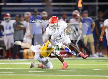 Thumbnail 3 in Hirschi @ Brock photogallery.