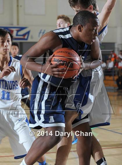 Thumbnail 3 in Culver City vs. Aquinas (San Gabriel Tournament) photogallery.