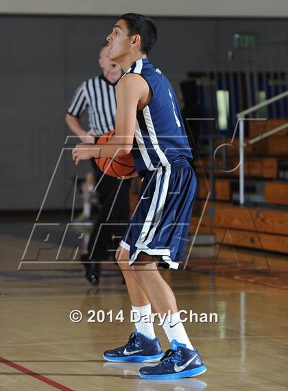 Thumbnail 1 in Culver City vs. Aquinas (San Gabriel Tournament) photogallery.