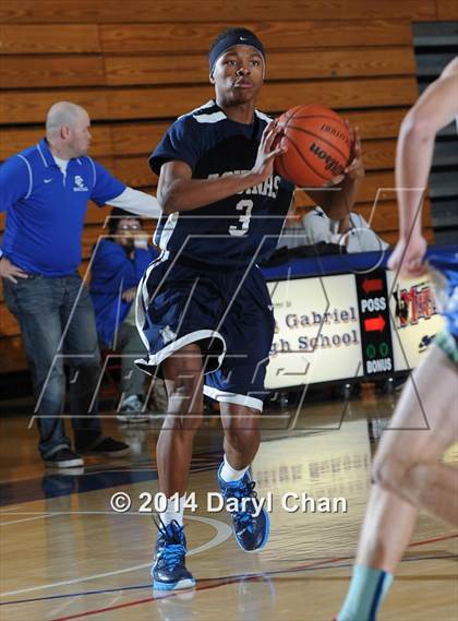 Thumbnail 2 in Culver City vs. Aquinas (San Gabriel Tournament) photogallery.