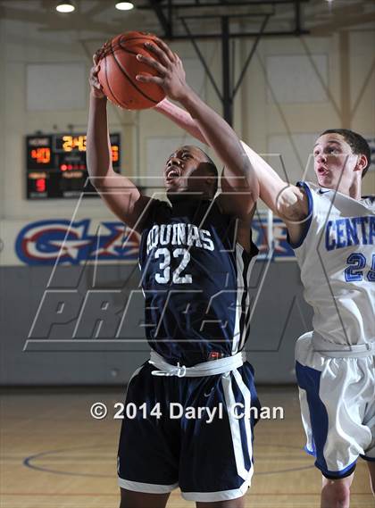 Thumbnail 3 in Culver City vs. Aquinas (San Gabriel Tournament) photogallery.