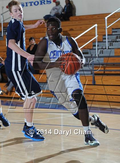 Thumbnail 2 in Culver City vs. Aquinas (San Gabriel Tournament) photogallery.