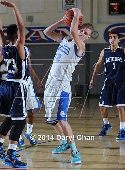 Thumbnail 2 in Culver City vs. Aquinas (San Gabriel Tournament) photogallery.
