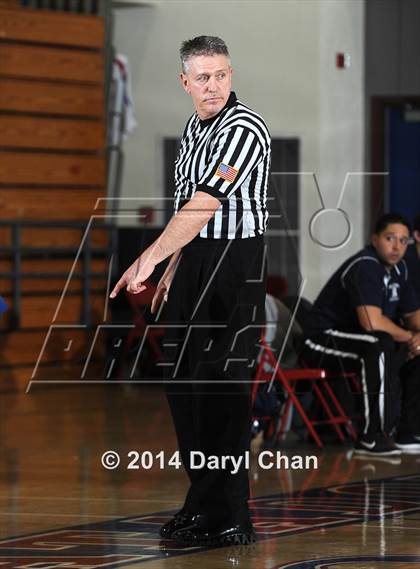 Thumbnail 3 in Culver City vs. Aquinas (San Gabriel Tournament) photogallery.