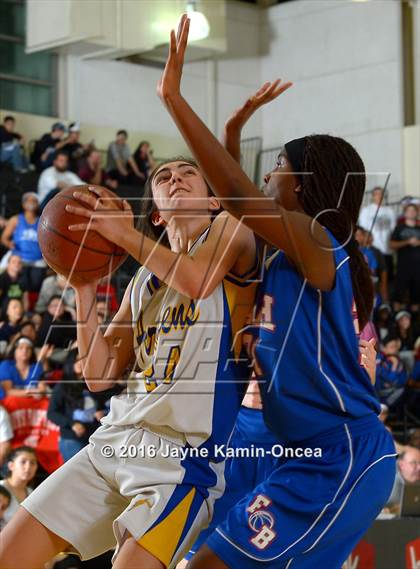 Thumbnail 1 in  Holy Martyrs Armenian vs. Faith Baptist (CIF SS 5A Final) photogallery.