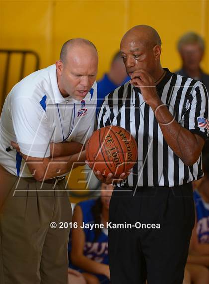 Thumbnail 1 in  Holy Martyrs Armenian vs. Faith Baptist (CIF SS 5A Final) photogallery.