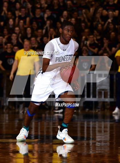 Thumbnail 2 in Poughkeepsie vs. Tappan Zee (Section 1 Class A Final) photogallery.