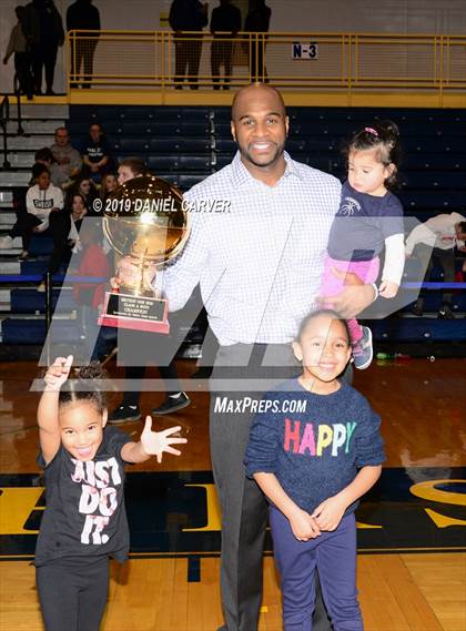 Thumbnail 1 in Poughkeepsie vs. Tappan Zee (Section 1 Class A Final) photogallery.