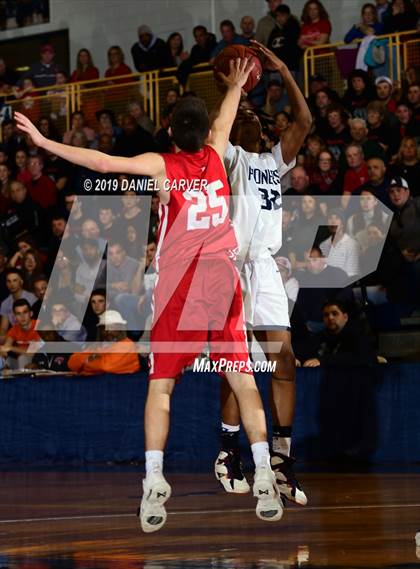 Thumbnail 3 in Poughkeepsie vs. Tappan Zee (Section 1 Class A Final) photogallery.