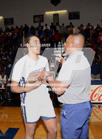 Thumbnail 1 in Poughkeepsie vs. Tappan Zee (Section 1 Class A Final) photogallery.