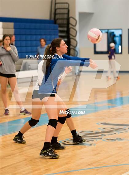 Thumbnail 2 in St. Mary's Dominican vs St. Scholastica (Penguin Volleyball Classic) photogallery.