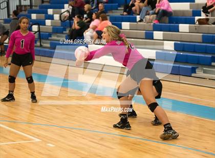 Thumbnail 1 in St. Mary's Dominican vs St. Scholastica (Penguin Volleyball Classic) photogallery.