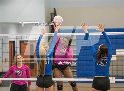 Thumbnail 2 in St. Mary's Dominican vs St. Scholastica (Penguin Volleyball Classic) photogallery.