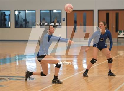 Thumbnail 3 in St. Mary's Dominican vs St. Scholastica (Penguin Volleyball Classic) photogallery.